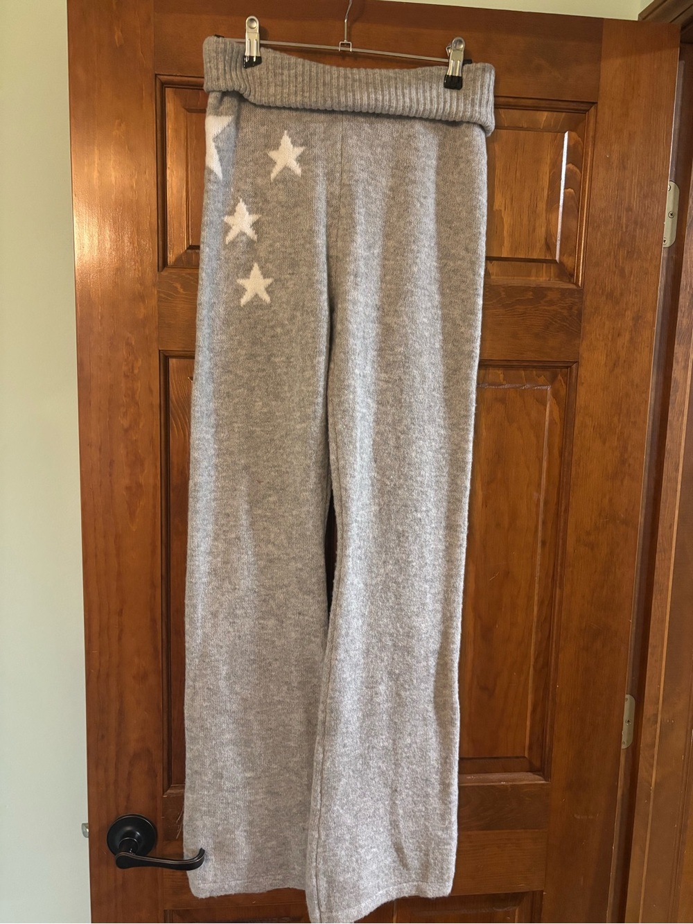 Aeropostale Light Gray Star Knit flare sweatpants